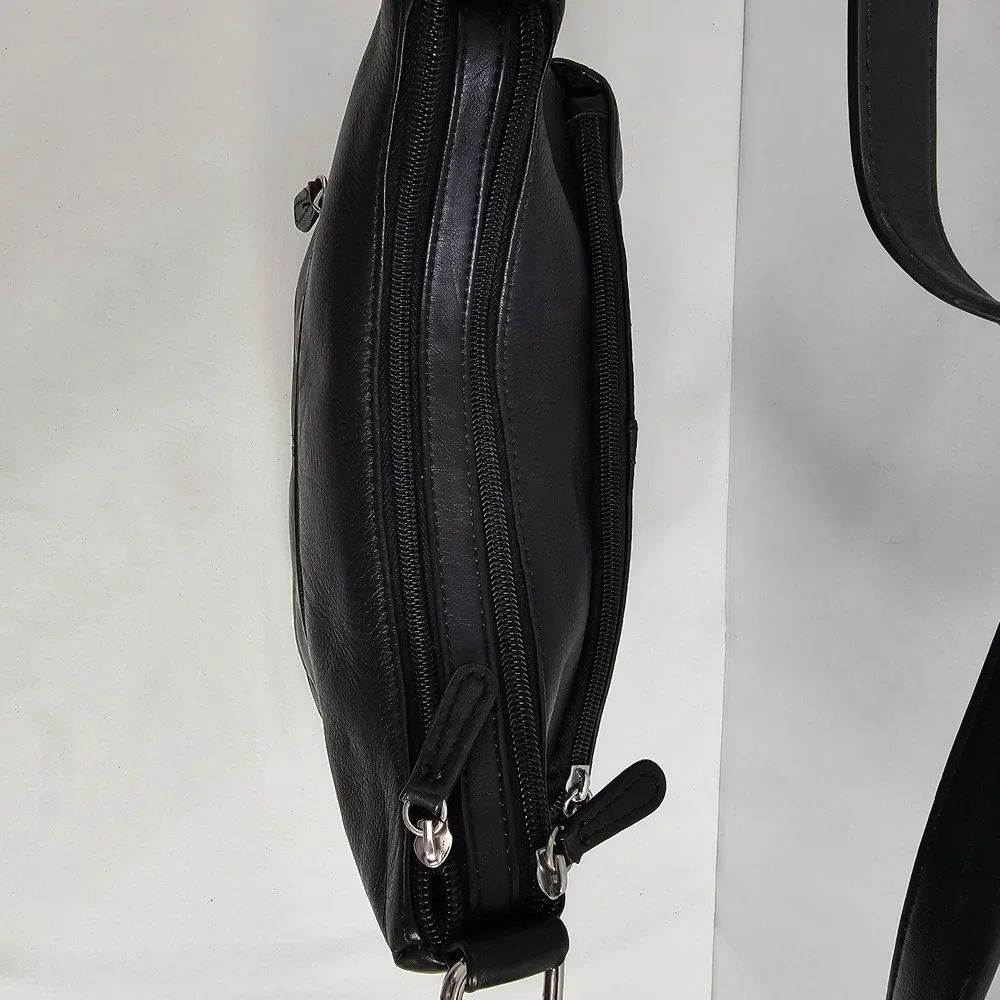 Croft&Barrow Women's Leather Shoulder Bag Purse Black Silver Hardware
